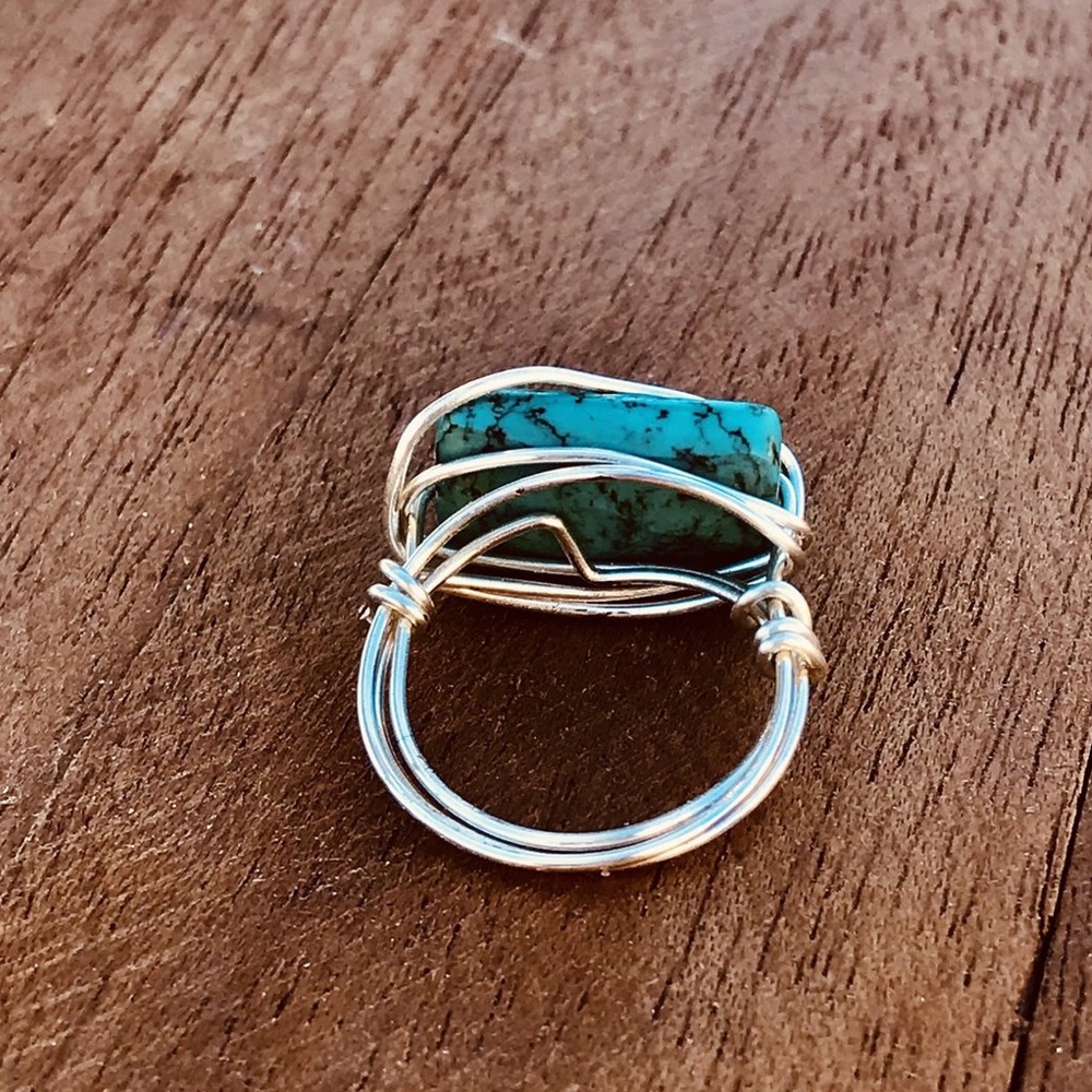 STATEMENT BOHEMIAN FLAT STONE WIRED RING- SILVER - Picture 10 of 13